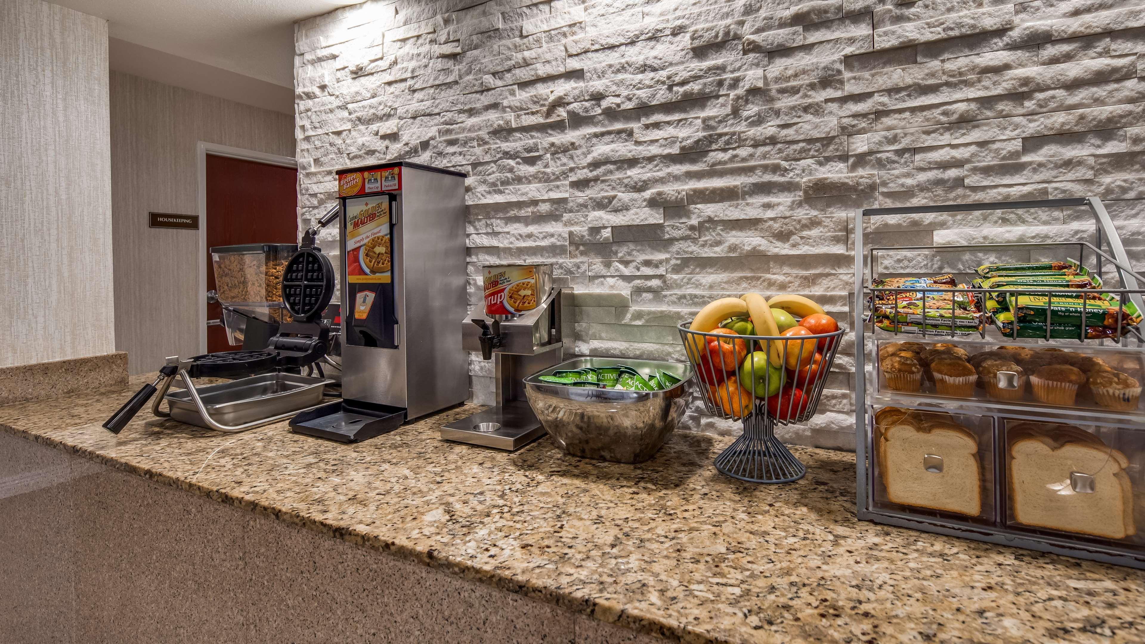 Surestay Hotel By Best Western Alexandria Airport Zewnętrze zdjęcie